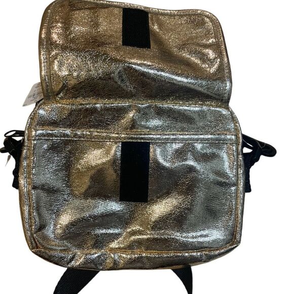 VICTORIAS SECRET PINK LOGO CROSSBODY BELT BAG FANNY PACK PURSE TOTE BAG GOLD NWT - Picture 4 of 7